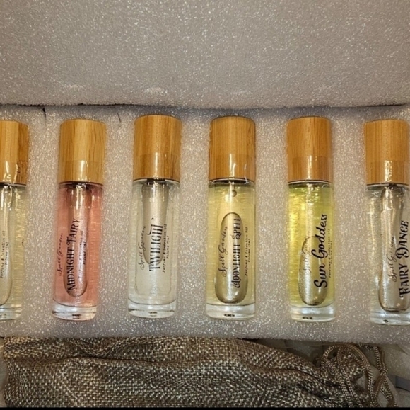 Set of 11 Spell Garden Body, Ritual, and/or Intention Oils - Picture 3 of 11